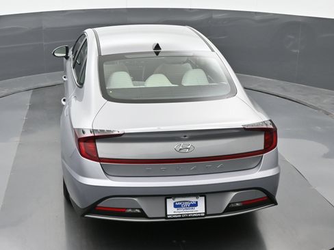 Certified 2023 Hyundai Sonata SE w/ Cargo Package FWD image 30