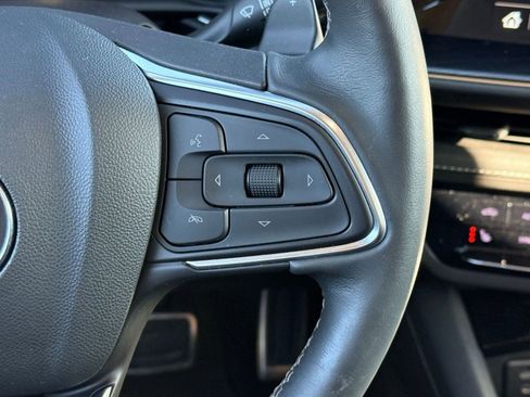 Used 2022 Buick Envision Essence w/ Technology Package I image 26