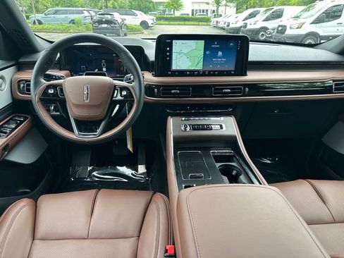 New 2026 Lincoln Aviator Reserve AWD/4WD image 22