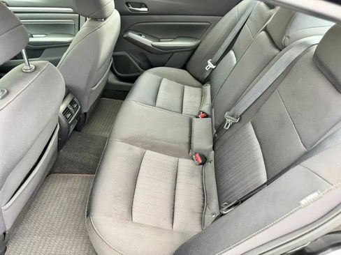 Used 2019 Nissan Altima 2.5 SV AWD/4WD image 14