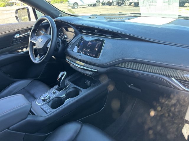 Used 2022 Cadillac XT4 Sport FWD image 12