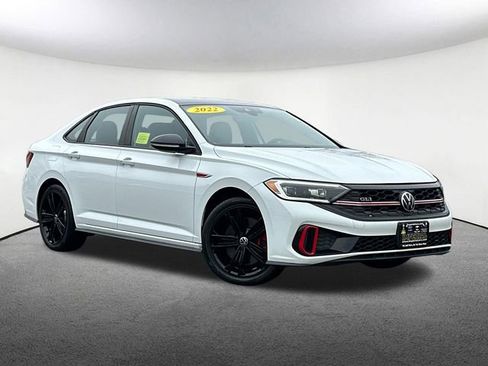 Used 2022 Volkswagen Jetta GLI Autobahn image 2