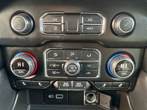 Used 2021 Chevrolet Tahoe RST image 33