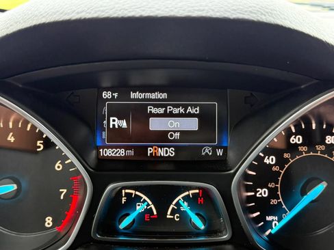 Used 2019 Ford Escape SE w/ Ford Safe & Smart Package AWD/4WD image 34