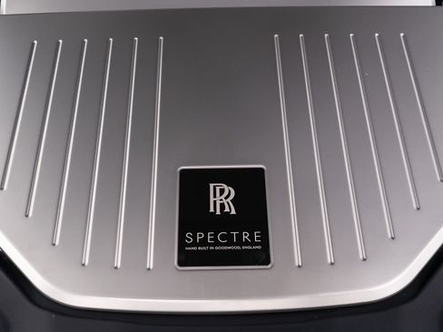 Certified 2024 Rolls-Royce Spectre w/ Spectre Launch Package AWD/4WD image 44