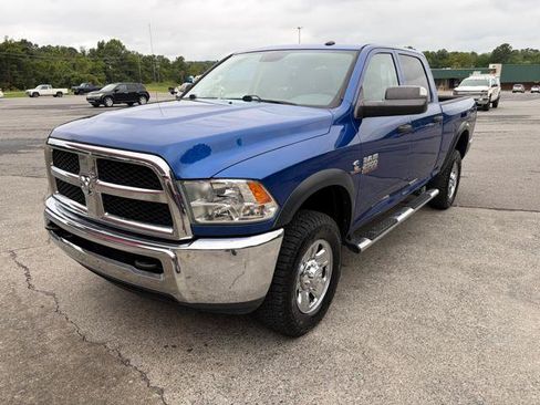 Used 2018 RAM 2500 Tradesman w/ Chrome Appearance Group AWD/4WD image 9