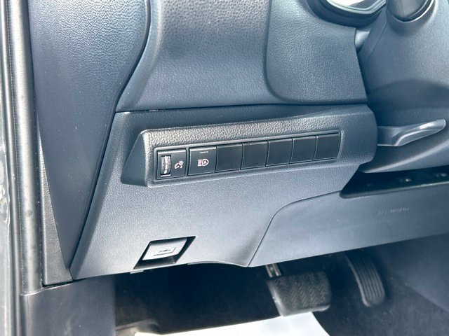 Used 2024 Toyota Corolla LE FWD image 19