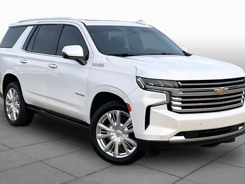 Used 2022 Chevrolet Tahoe High Country AWD/4WD image 3