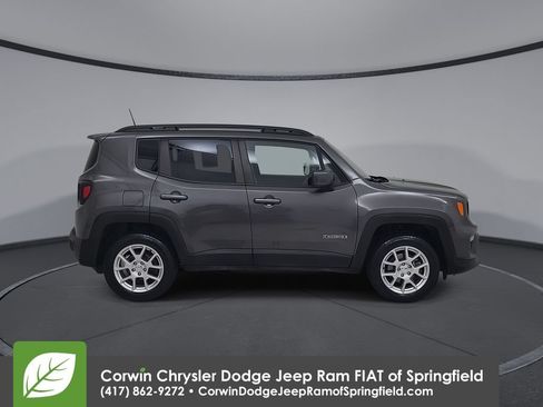 Used 2020 Jeep Renegade Latitude w/ Popular Equipment Group AWD/4WD image 17