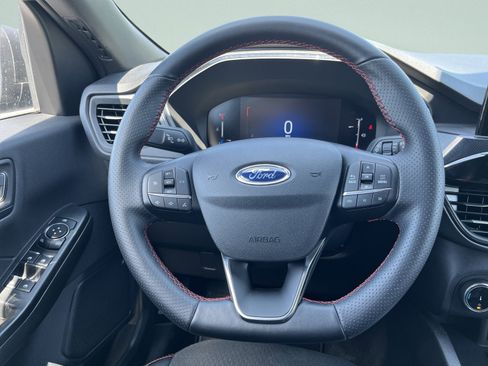Used 2025 Ford Escape ST-Line AWD/4WD image 12