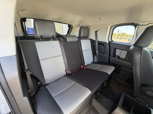 Used 2013 Toyota FJ Cruiser 4WD w/ Trail Teams Special Edition image 22