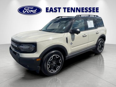 Used 2025 Ford Bronco Sport Outer Banks w/ Outer Banks Tech Package+ AWD/4WD image 7
