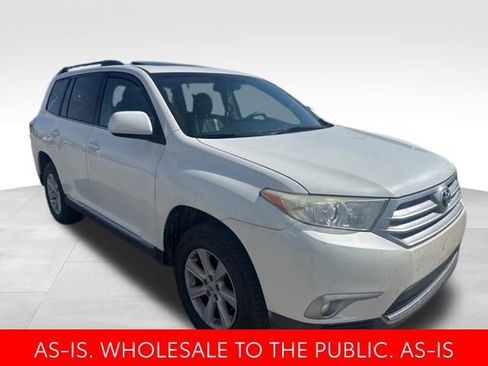 Used 2013 Toyota Highlander SE image 4