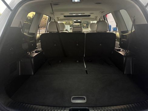 Used 2020 Kia Telluride S w/ S 8 Passenger Seating Package image 32
