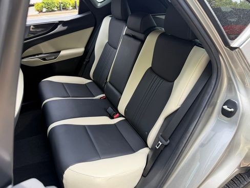 Used 2024 Lexus NX 250 FWD w/ Cold Area Package image 32