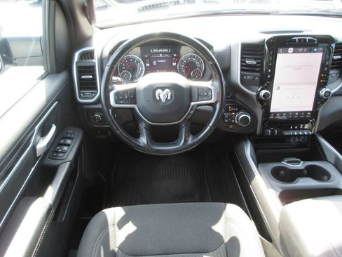 Used 2023 RAM 1500 Big Horn AWD/4WD image 16