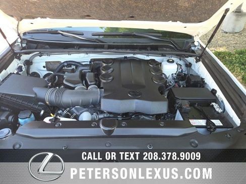 Used 2023 Toyota 4Runner Limited AWD/4WD image 10