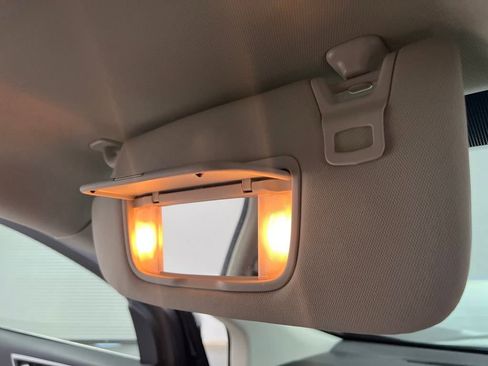 Used 2024 Ford Edge Titanium image 58