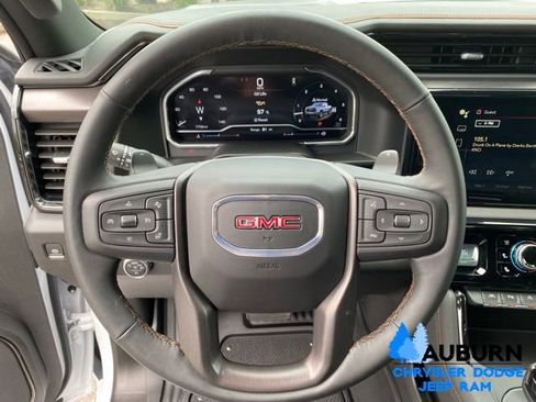 Used 2025 GMC Sierra 1500 AT4 AWD/4WD image 38