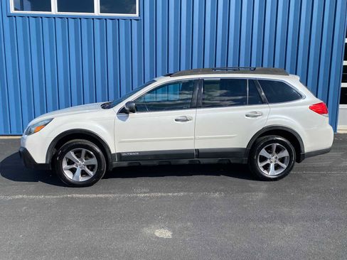 Used 2013 Subaru Outback 2.5i Limited image 13