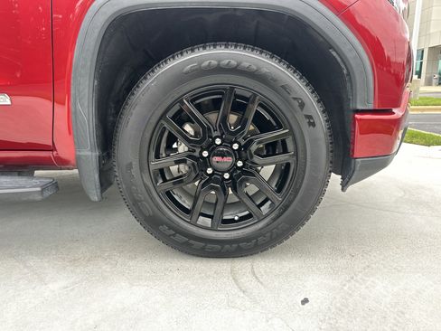 Used 2023 GMC Sierra 1500 Elevation w/ LPO, Elevation Black Package RWD image 13