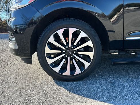 Used 2023 Lincoln Navigator L Reserve image 28