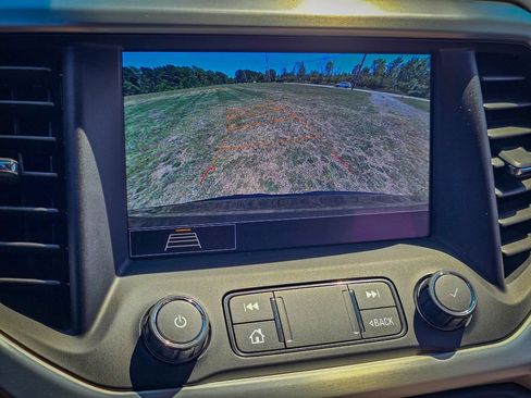 Used 2020 GMC Acadia SLT w/ LPO, Floor Liner Package FWD image 25