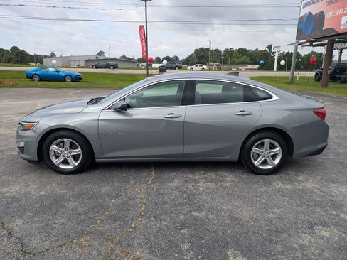 Used 2024 Chevrolet Malibu LS FWD image 4