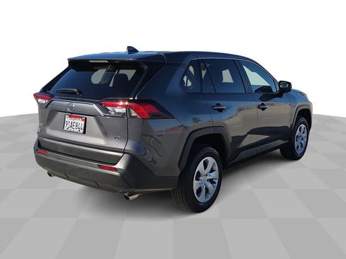 Used 2025 Toyota RAV4 LE image 8