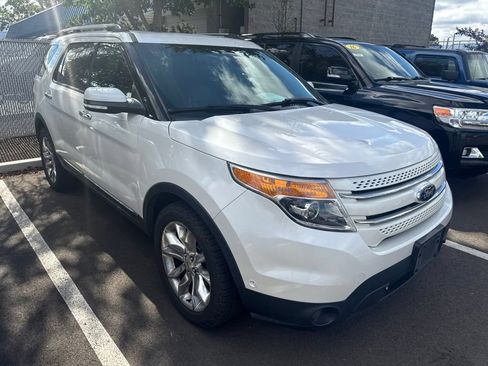 Used 2014 Ford Explorer Limited w/ Equipment Group 302A AWD/4WD image 4