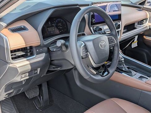 New 2026 Toyota Grand Highlander AWD image 3