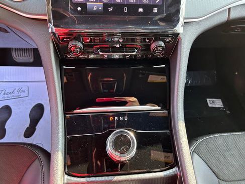 New 2025 Jeep Grand Cherokee Altitude image 14