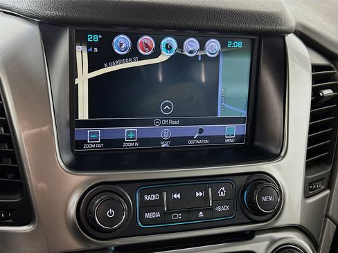 Used 2019 Chevrolet Suburban LT image 13