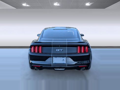 Used 2015 Ford Mustang GT image 9