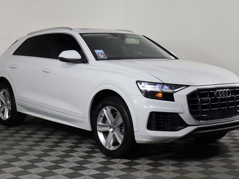 Used 2019 Audi Q8 Premium image 3