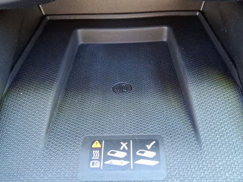 Certified 2023 Chevrolet Blazer RS w/ Enhanced Convenience Package image 25