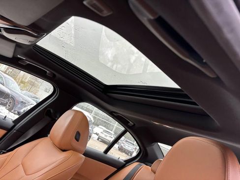 Certified 2025 BMW 330i xDrive Sedan image 27