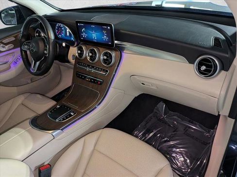 Certified 2022 Mercedes-Benz GLC 300 4MATIC image 25