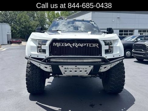 Used 2019 Ford F350 Lariat w/ Lariat Ultimate Package AWD/4WD image 2