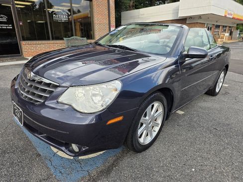 Used 2008 Chrysler Sebring Touring w/ Special Touring Group FWD image 2