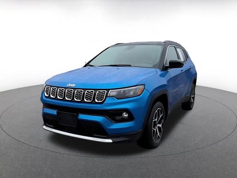 Used 2025 Jeep Compass Limited image 7