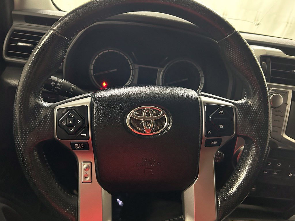 Used 2015 Toyota 4Runner Limited AWD/4WD image 19