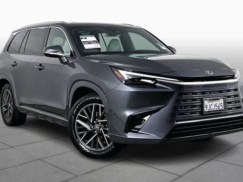 Used 2024 Lexus TX 350 AWD w/ Technology Package image 2