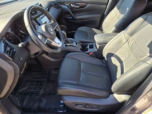 Certified 2022 Nissan Rogue Sport SL FWD image 10
