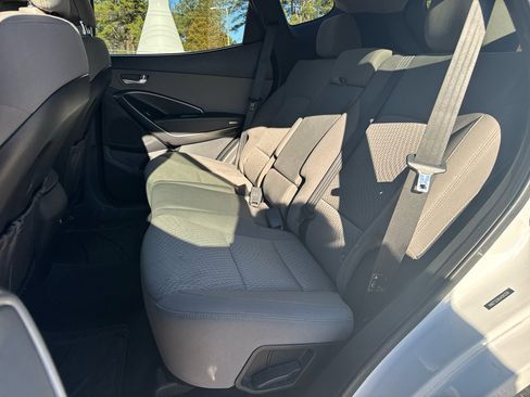 Used 2018 Hyundai Santa Fe Sport image 18