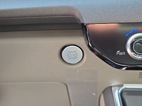 New 2026 Kia Carnival EX FWD image 28