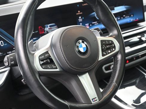 Used 2024 BMW X5 xDrive40i w/ M Sport Package AWD/4WD image 10