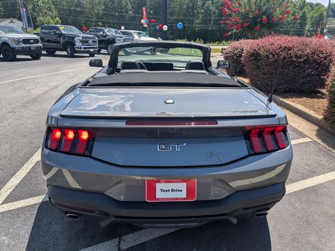 Used 2024 Ford Mustang GT Premium RWD image 6
