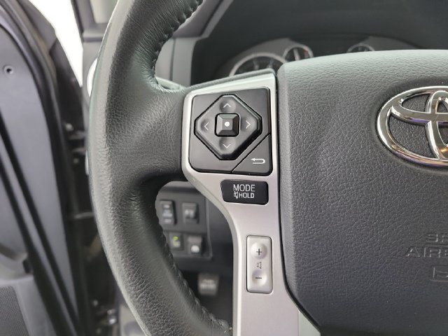 Used 2017 Toyota Tundra Platinum AWD/4WD image 22