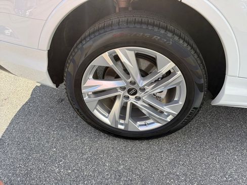 Certified 2022 Audi Q7 3.0T Premium Plus image 27